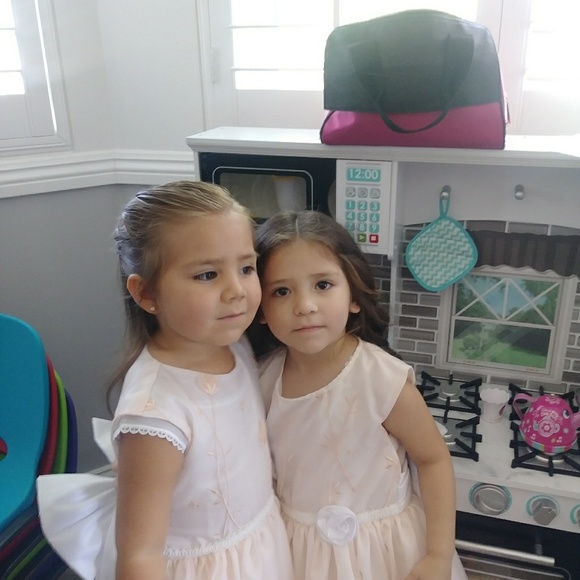 Meet your Posher, Beverly - Picture 4 of 4